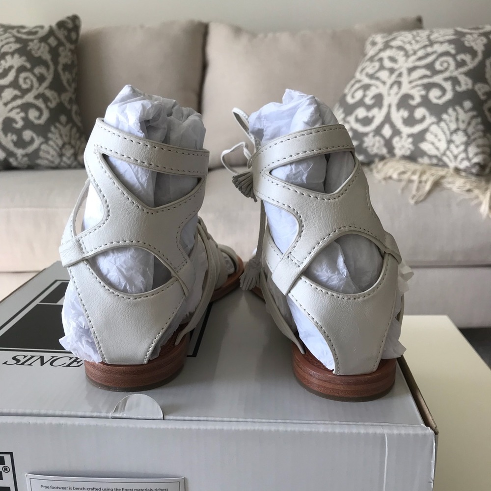 SOLD Frye Gladiator Sandals - Picture 4 of 8